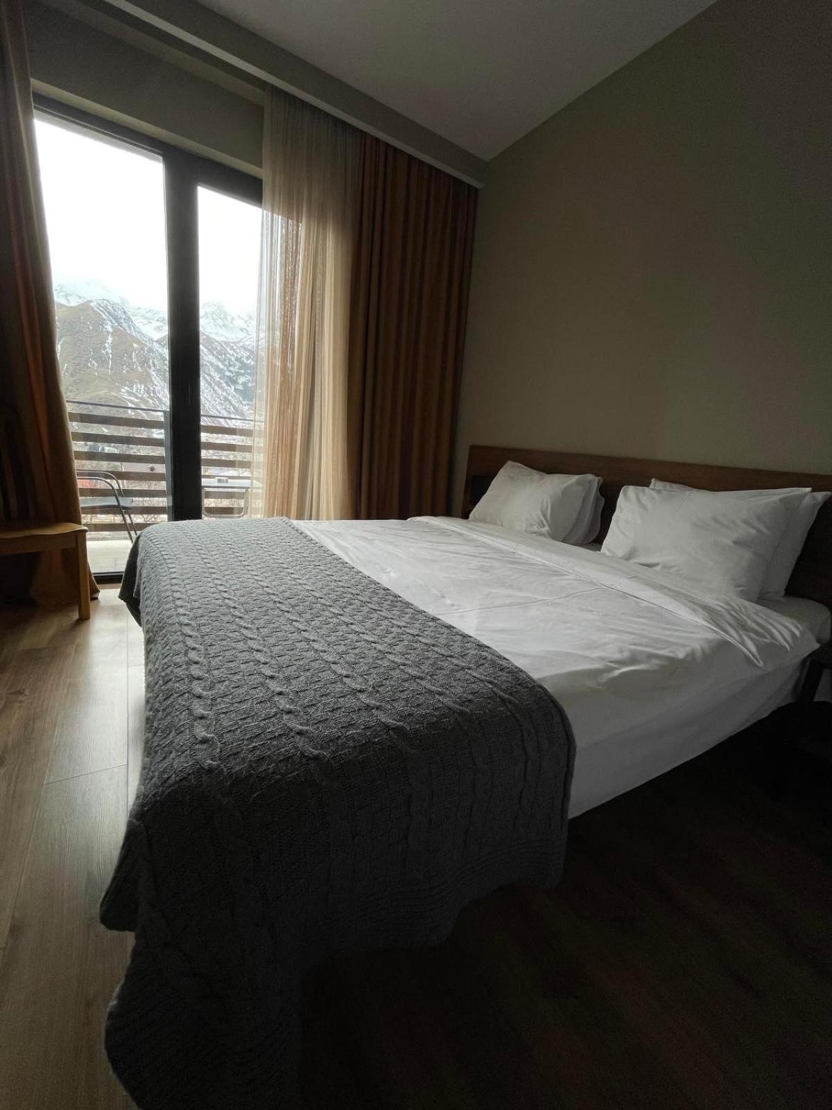 Hilltop Kazbegi Hotel Room photo